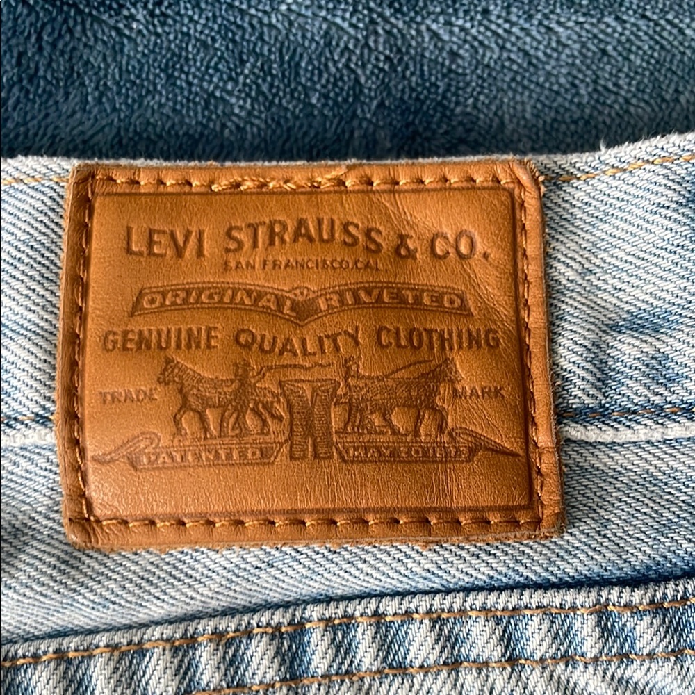 Levi's Blue Casual Mini Skirt Distressed - Picture 5 of 6
